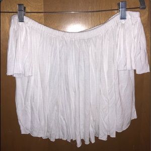 off the shoulder white urban outfitters top!